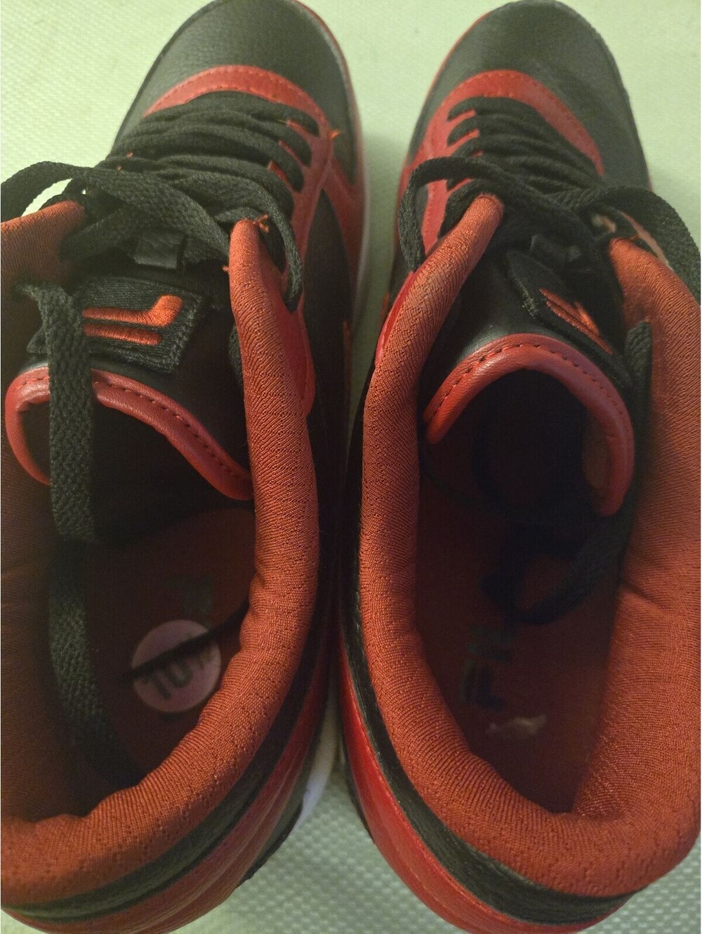 FILA Men's Original Fitness Sneakers Red and Black Synthetic Leather Size 10.5M - Picture 3 of 7